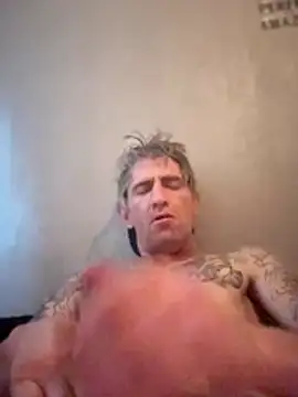 6poundtown9 online show from April 21, 2026, 9:43 pm