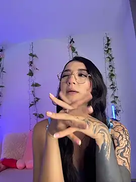 Snapshot of Hi_Soyfer chatting on March 15, 2026, 2:18 am Hi Soyfer online show from March 15, 2026, 2:18 am