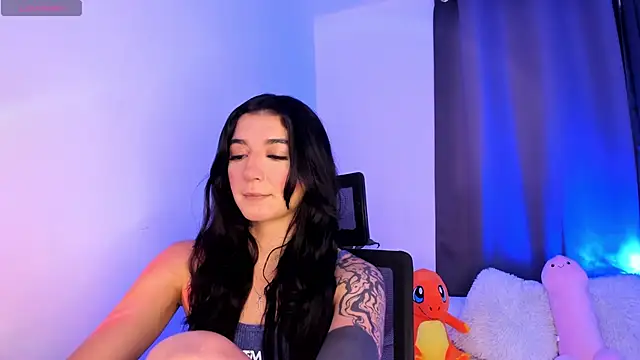 Snapshot of Hi_Soyfer chatting on February 2, 2026, 6:51 pm Hi Soyfer online show from February 2, 2026, 6:51 pm