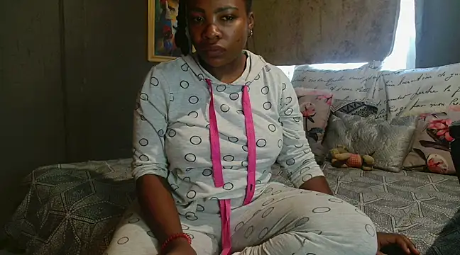 Snapshot of WildSeduction24xx chatting on March 19, 2025, 11:39 am WildSeduction24xx online show from March 19, 2025, 11:39 am