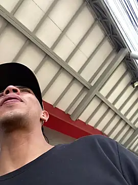 Monkey uchiha777 online show from December 21, 2025, 7:48 pm