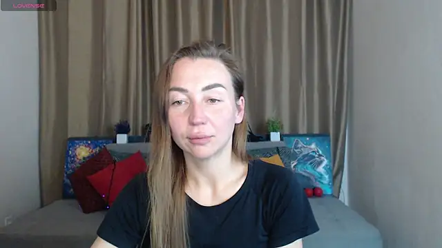 Kiss julli88I online show from March 20, 2025, 6:31 pm