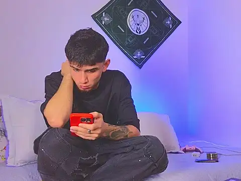 samevansx  online show from November 29, 2025, 5:24 pm