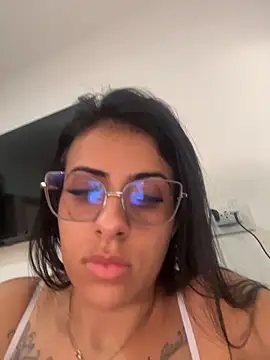 jheicylli online show from May 25, 2026, 12:59 pm