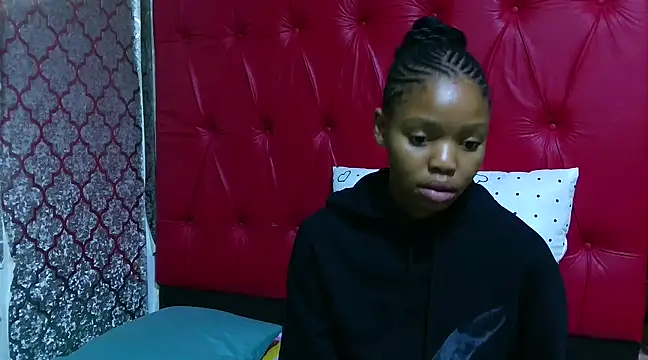 BondiBitch online show from March 16, 2025, 7:49 pm