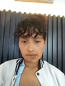 Snapshot of Arihsay_evans chatting on October 8, 2025, 12:39 pm Arihsay evans online show from October 8, 2025, 12:39 pm