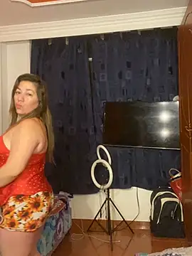 Snapshot of Luna-nevada chatting on March 27, 2026, 9:32 am Luna-nevada online show from March 27, 2026, 9:32 am