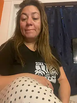 Snapshot of Luna-nevada chatting on March 18, 2026, 10:51 am Luna-nevada online show from March 18, 2026, 10:51 am