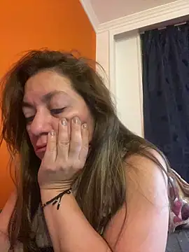 Snapshot of Luna-nevada chatting on April 5, 2026, 9:16 am Luna-nevada online show from April 5, 2026, 9:16 am