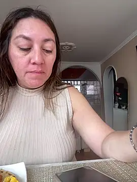 Snapshot of Luna-nevada chatting on May 22, 2026, 12:36 pm Luna-nevada online show from May 22, 2026, 12:36 pm