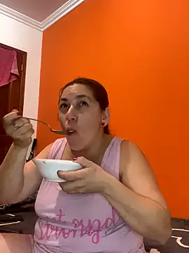 Luna-nevada online show from November 25, 2025, 3:07 am