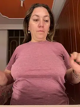 Snapshot of Luna-nevada chatting on May 27, 2026, 12:53 am Luna-nevada online show from May 27, 2026, 12:53 am