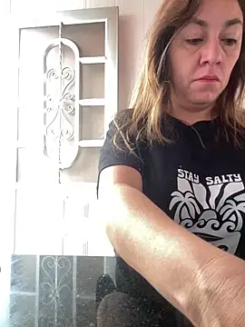 Snapshot of Luna-nevada chatting on April 1, 2026, 1:41 pm Luna-nevada online show from April 1, 2026, 1:41 pm