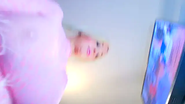 darcydixx online show from December 2, 2025, 10:17 am