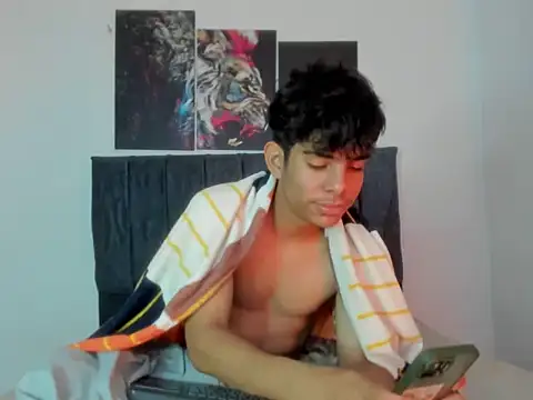 JesusA 94 online show from April 12, 2026, 10:57 pm