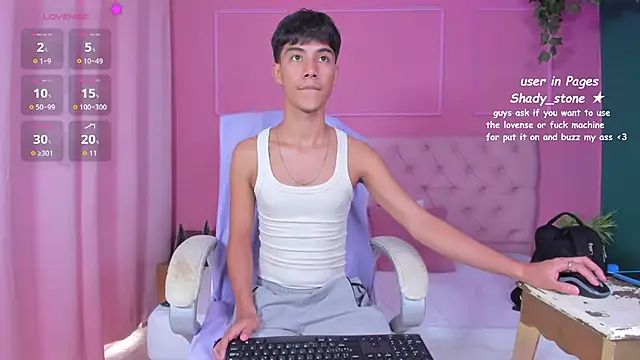 SHADY STONE online show from December 17, 2025, 9:53 pm