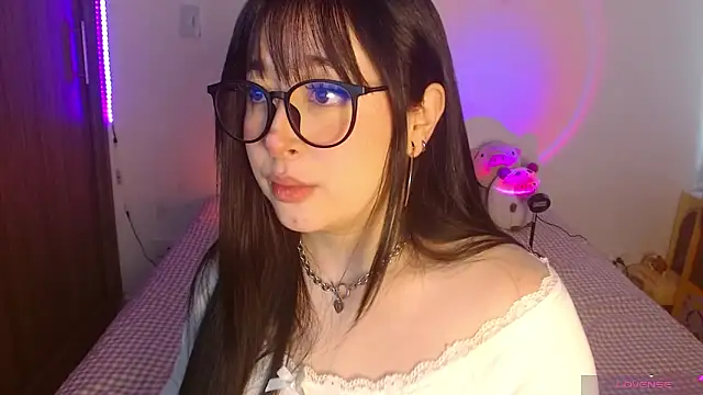 Snapshot of Oliviargf chatting on June 14, 2026, 2:29 pm Oliviargf online show from June 14, 2026, 2:29 pm
