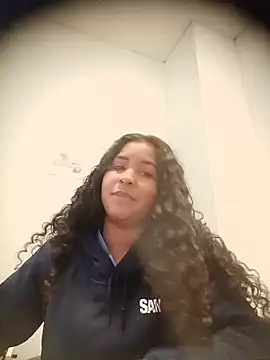 Paula6Colombia online show from November 10, 2025, 1:38 pm