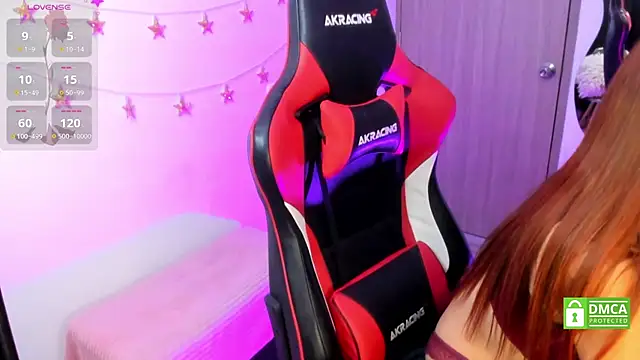 LindaSilverstone online show from October 10, 2025, 11:49 pm