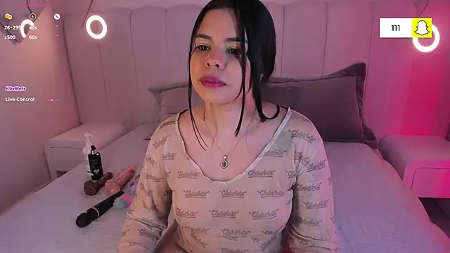 riri candy online show from November 27, 2025, 3:40 am