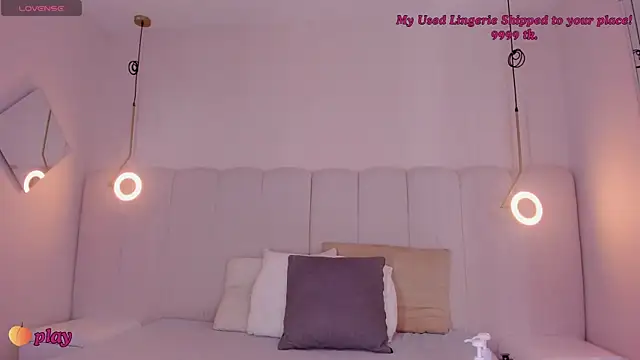 Snapshot of riri_candy chatting on March 30, 2026, 4:03 am riri candy online show from March 30, 2026, 4:03 am