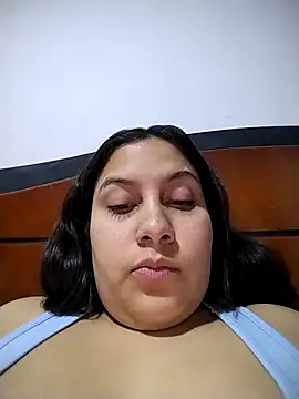 Snapshot of esmeralda_jadees chatting on April 19, 2026, 6:10 pm esmeralda jadees online show from April 19, 2026, 6:10 pm