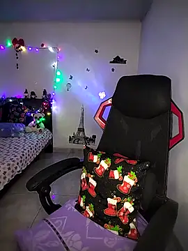 Snapshot of esmeralda_jadees chatting on December 22, 2025, 9:15 pm esmeralda jadees online show from December 22, 2025, 9:15 pm