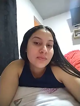 Snapshot of esmeralda_jadees chatting on May 24, 2026, 2:17 pm esmeralda jadees online show from May 24, 2026, 2:17 pm