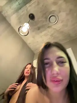 Snapshot of AleksandraRich chatting on March 18, 2025, 9:12 am AleksandraRich online show from March 18, 2025, 9:12 am