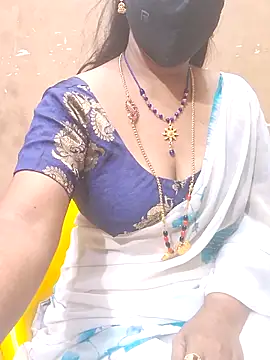Snapshot of Raashi_telugu chatting on September 30, 2025, 11:27 am Raashi telugu online show from September 30, 2025, 11:27 am