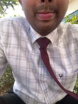 MIRTHICK2002 online show from March 13, 2025, 12:24 pm