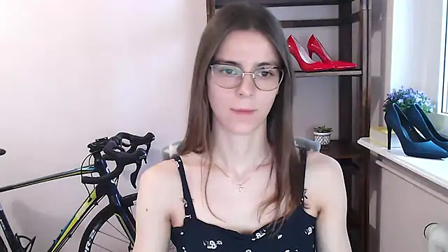 Snapshot of love_megi chatting on February 7, 2026, 7:16 am love megi online show from February 7, 2026, 7:16 am