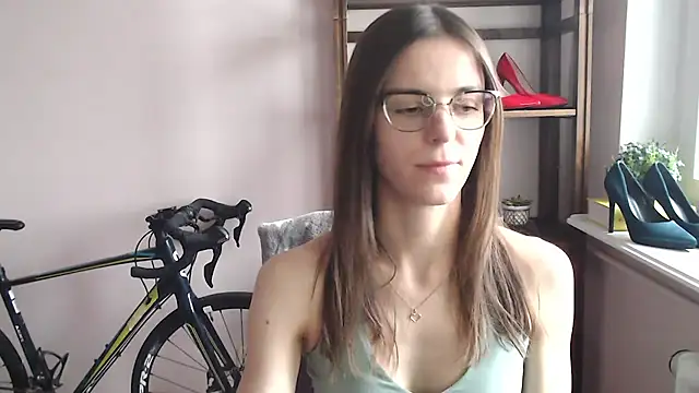 Snapshot of love_megi chatting on February 24, 2026, 2:29 pm love megi online show from February 24, 2026, 2:29 pm