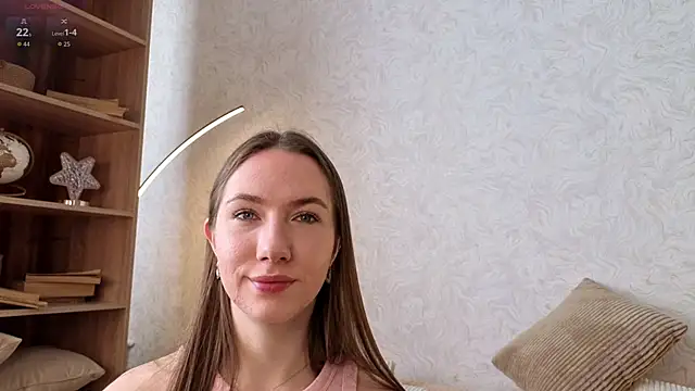 Snapshot of Kira_mindnes chatting on September 10, 2025, 5:39 am Kira mindnes online show from September 10, 2025, 5:39 am