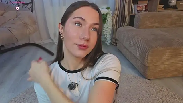 Snapshot of Kira_mindnes chatting on November 21, 2025, 6:12 am Kira mindnes online show from November 21, 2025, 6:12 am