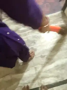 sexy villagegirl online show from November 12, 2025, 4:49 am