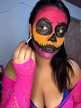 Snapshot of roldanmary chatting on October 8, 2025, 4:25 am roldanmary online show from October 8, 2025, 4:25 am