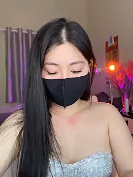 Snapshot of MI_KA22 chatting on April 4, 2026, 3:07 pm MI KA22 online show from April 4, 2026, 3:07 pm