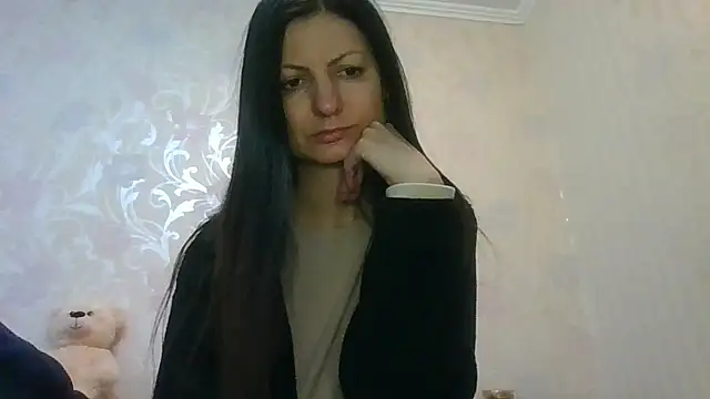 AliseWats online show from May 2, 2026, 9:20 pm