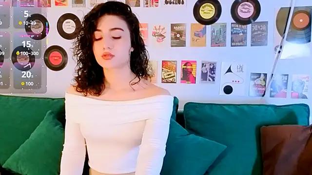 Snapshot of Maya_Rogerss chatting on May 10, 2026, 2:52 pm Maya Rogerss online show from May 10, 2026, 2:52 pm