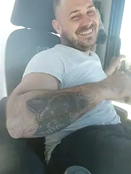 Snapshot of adisiadi chatting on March 20, 2025, 12:00 pm adisiadi online show from March 20, 2025, 12:00 pm