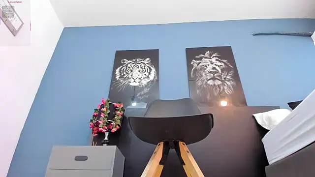 Snapshot of SophiaQueens chatting on February 11, 2026, 7:58 pm SophiaQueens online show from February 11, 2026, 7:58 pm