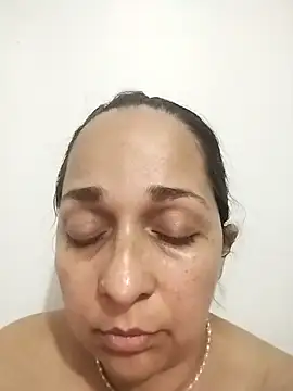 xxx luluu online show from November 21, 2025, 12:26 pm