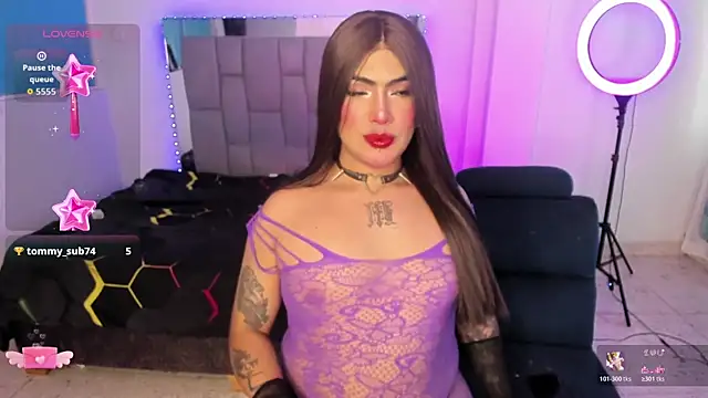 Sophie whitexxx online show from June 2, 2026, 9:15 pm