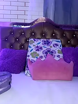 Snapshot of ANDROMEEDA chatting on April 4, 2026, 2:07 am ANDROMEEDA online show from April 4, 2026, 2:07 am