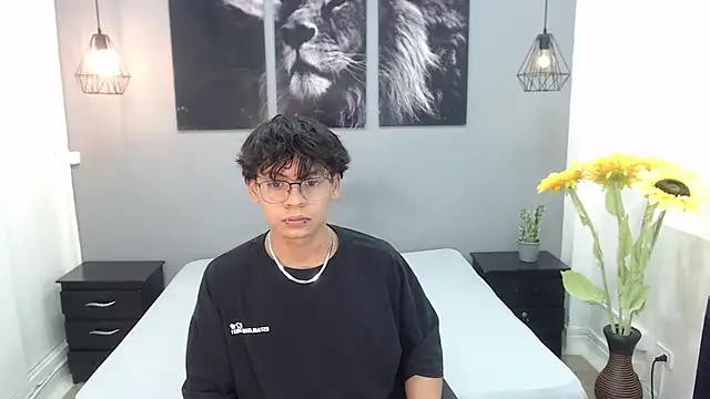 Snapshot of Draco_collins chatting on March 16, 2025, 3:25 am Draco collins online show from March 16, 2025, 3:25 am
