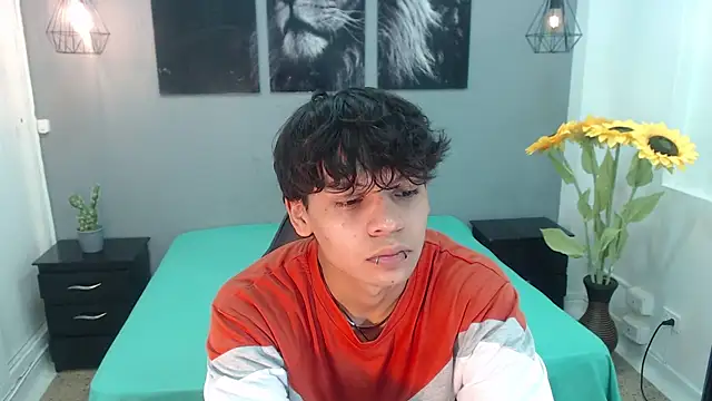 Snapshot of Draco_collins chatting on March 20, 2025, 3:13 am Draco collins online show from March 20, 2025, 3:13 am