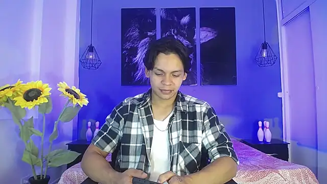 Snapshot of Draco_collins chatting on September 24, 2025, 8:26 pm Draco collins online show from September 24, 2025, 8:26 pm