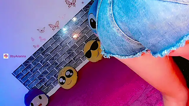 Snapshot of Ariana_doll01 chatting on January 13, 2026, 10:52 am Ariana doll01 online show from January 13, 2026, 10:52 am