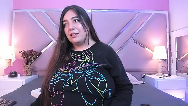 Snapshot of Roxanediaz chatting on September 12, 2025, 8:30 pm Roxanediaz online show from September 12, 2025, 8:30 pm